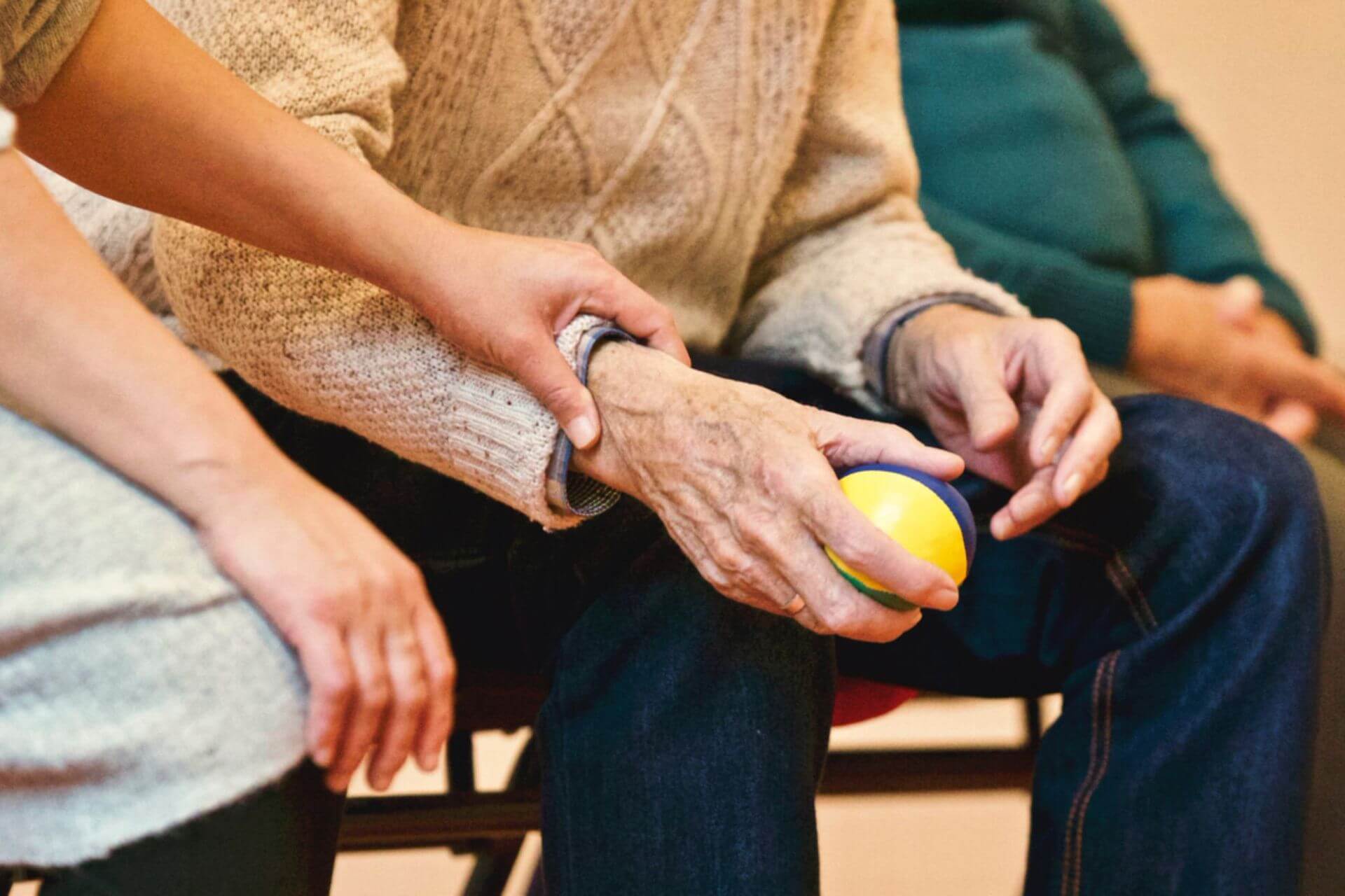 10 Ways You Can Help Lonely Seniors
