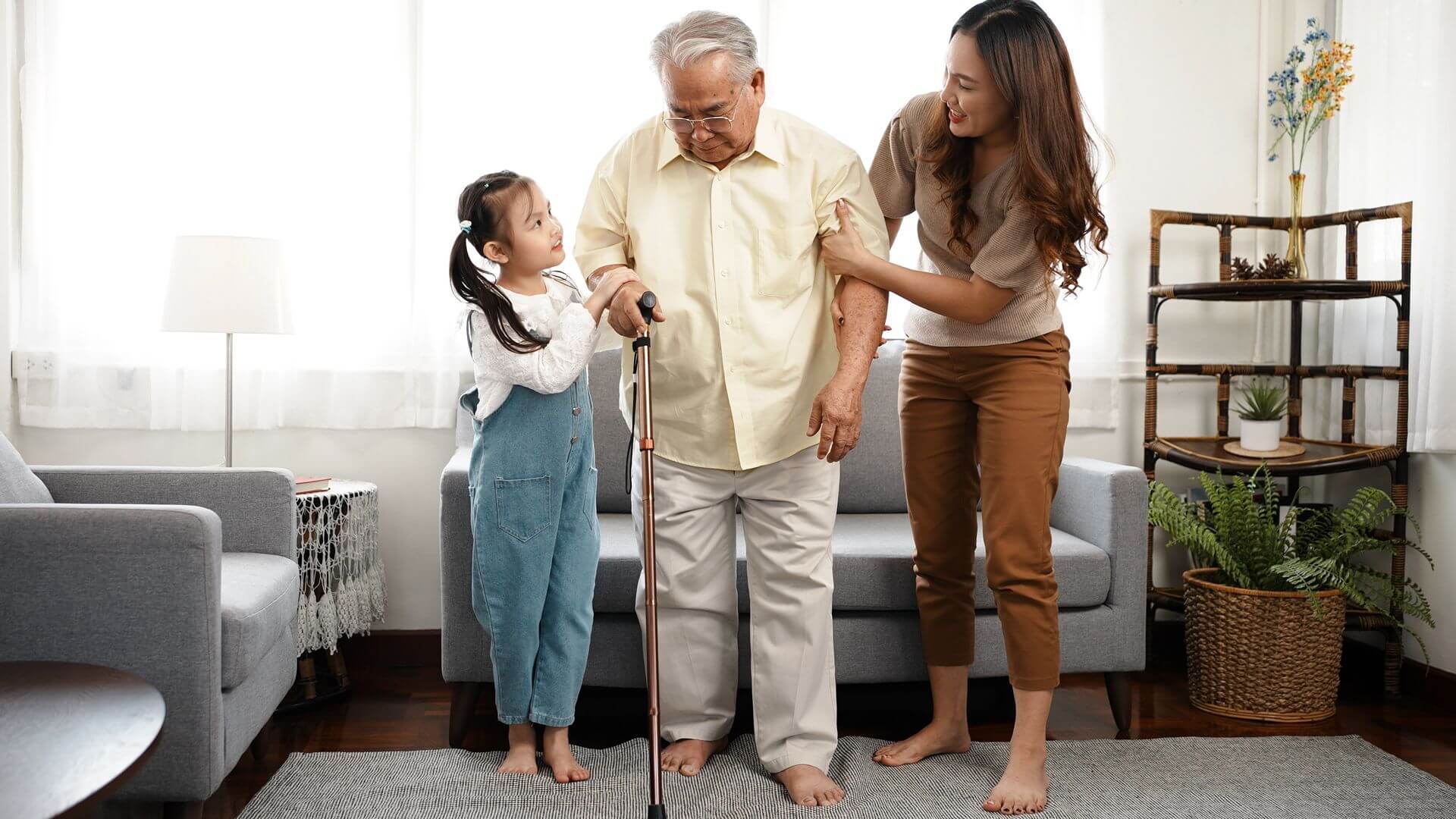 10 Tips for Moving Your Elderly Parents In
